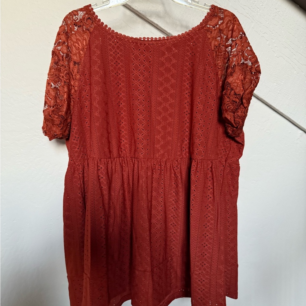 BloomChic Terracotta Lace Top